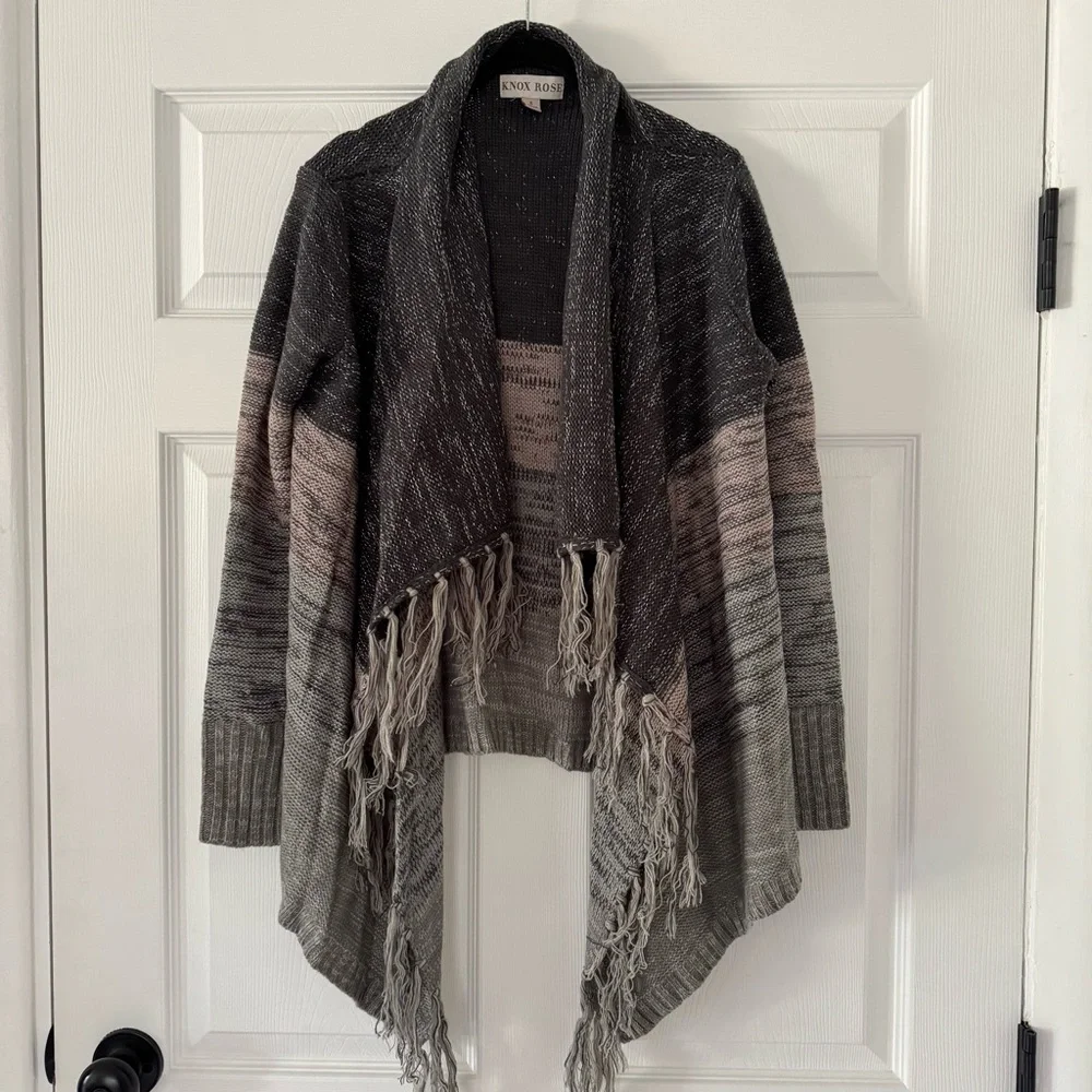 Knox Rose Fringe Open Front Boho Kimono Cardigan Gray/Pink Sparkle Silver Thread